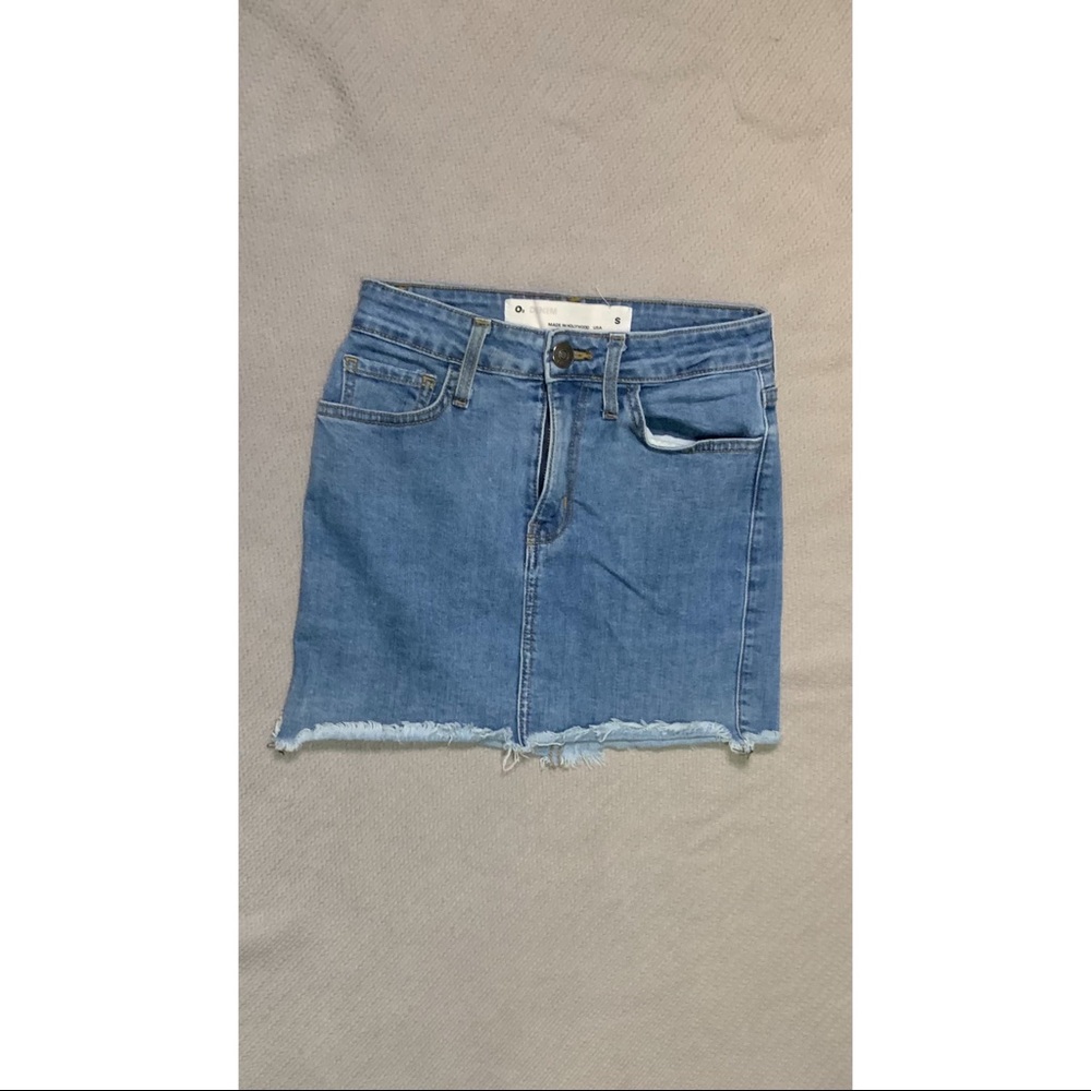 O2 denim skirt size small